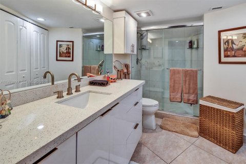 Купить кондоминиум в Авентура, Флорида 2 спальни, 125.7м2, № 2040857 - фото 26