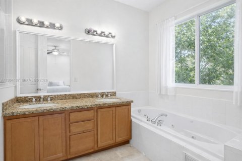 Купить таунхаус в Помпано-Бич, Флорида 3 спальни, 174.84м2, № 2055840 - фото 11