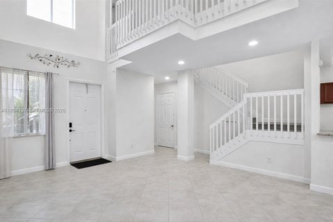 Купить таунхаус в Помпано-Бич, Флорида 3 спальни, 174.84м2, № 2055840 - фото 2