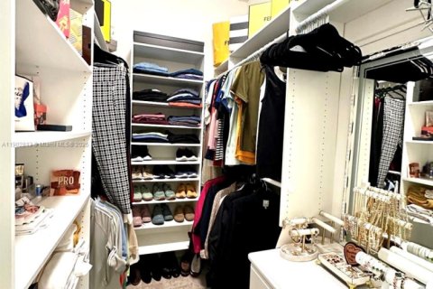 Townhouse in Florida City, Florida 3 bedrooms № 1954240 - photo 20