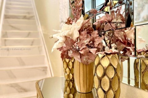 Townhouse in Florida City, Florida 3 bedrooms № 1954240 - photo 1