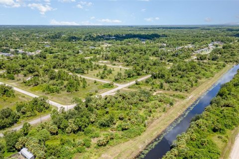 Terreno en venta en Lehigh Acres, Florida № 1884072 - foto 11