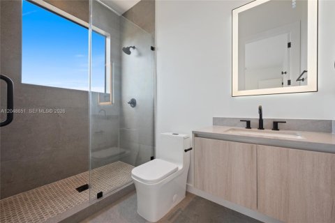 Townhouse in Miami, Florida 4 bedrooms, 248.14 sq.m. № 2241596 - photo 25