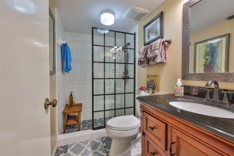 Condo in Bradenton, Florida, 2 bedrooms  № 1904202 - photo 7