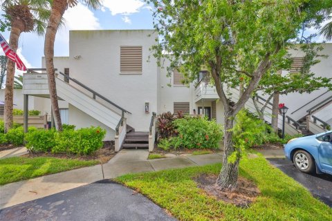 Condo in Bradenton, Florida, 2 bedrooms  № 1904202 - photo 2