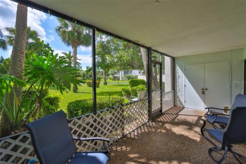 Condo in Bradenton, Florida, 2 bedrooms  № 1904202 - photo 28