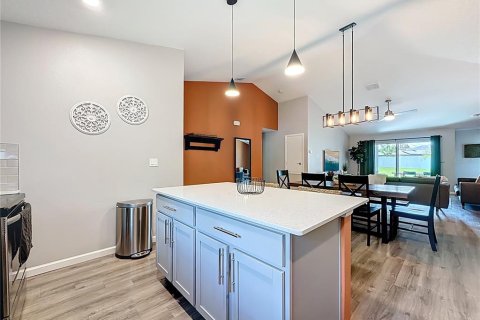 Casa en venta en Palm Coast, Florida, 4 dormitorios, 153.29 m2 № 1837709 - foto 8