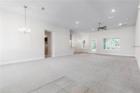 Villa ou maison à vendre à Palm Coast, Floride: 4 chambres, 210.42 m2 № 2124521 - photo 4