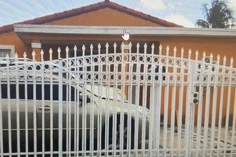 Villa ou maison à vendre à Hialeah, Floride: 3 chambres, 180.23 m2 № 1933610 - photo 1