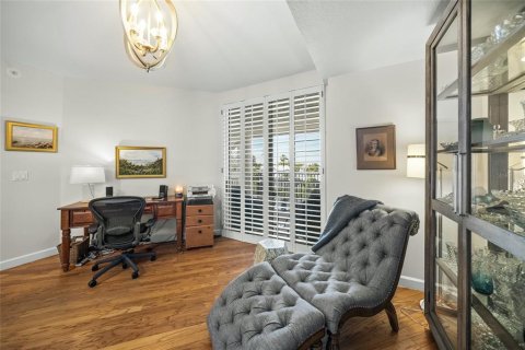 Condominio en venta en Sarasota, Florida, 2 dormitorios, 177.91 m2 № 2093917 - foto 9