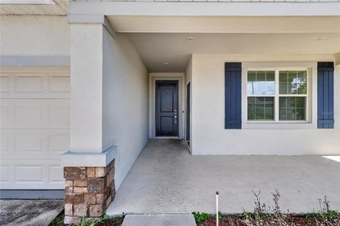 House in Winter Haven, Florida 3 bedrooms, 193.24 sq.m. № 2142771 - photo 5