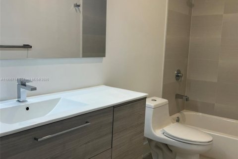 Townhouse in Plantation, Florida 3 bedrooms, 155.33 sq.m. № 1968399 - photo 29