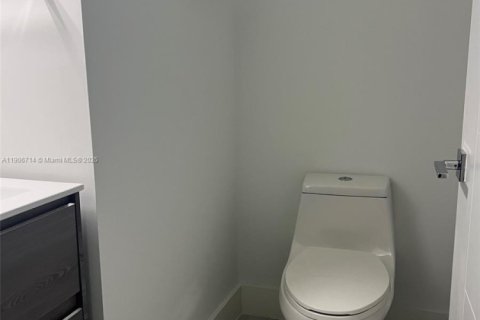 Townhouse in Plantation, Florida 3 bedrooms, 155.33 sq.m. № 1968399 - photo 17