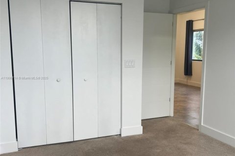 Townhouse in Plantation, Florida 3 bedrooms, 155.33 sq.m. № 1968399 - photo 25