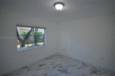 Condominio en venta en Homestead, Florida, 2 dormitorios, 76.37 m2 № 1972579 - foto 17