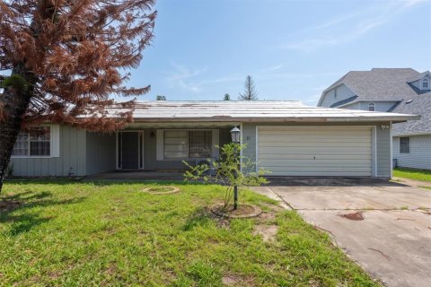 House in New Smyrna Beach, Florida 3 bedrooms, 152.92 sq.m. № 2291470