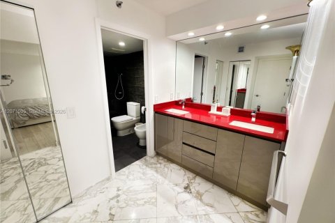 Copropriété à louer à Aventura, Floride: 2 chambres, 141.3 m2 № 2387130 - photo 8