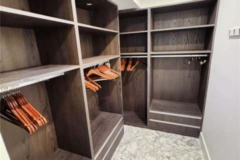 Copropriété à louer à Aventura, Floride: 2 chambres, 141.3 m2 № 2387130 - photo 29