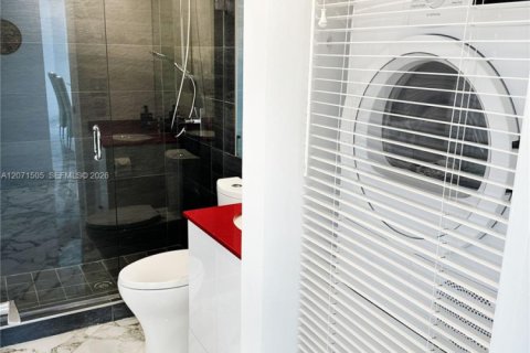 Copropriété à louer à Aventura, Floride: 2 chambres, 141.3 m2 № 2387130 - photo 10