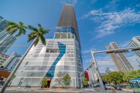 Hotel in Miami, Florida 1 bedroom, 41.16 sq.m. № 2077172 - photo 1