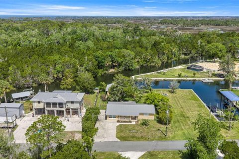 Villa ou maison à vendre à Yankeetown, Floride: 3 chambres, 180.32 m2 № 2103191 - photo 2