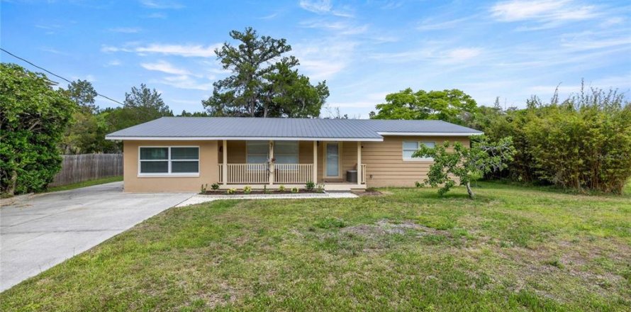 Villa ou maison à Yankeetown, Floride 3 chambres, 180.32 m2 № 2103191