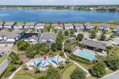 Casa en venta en Orlando, Florida, 5 dormitorios, 328.87 m2 № 1877488 - foto 2