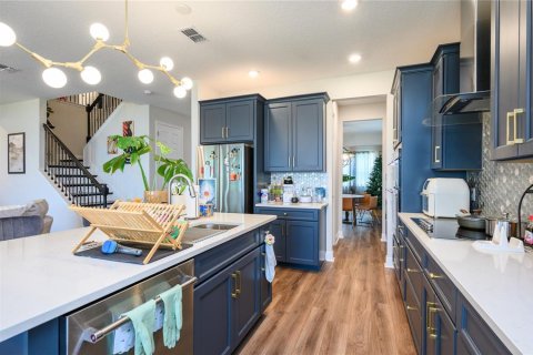 Casa en venta en Orlando, Florida, 5 dormitorios, 328.87 m2 № 1877488 - foto 15