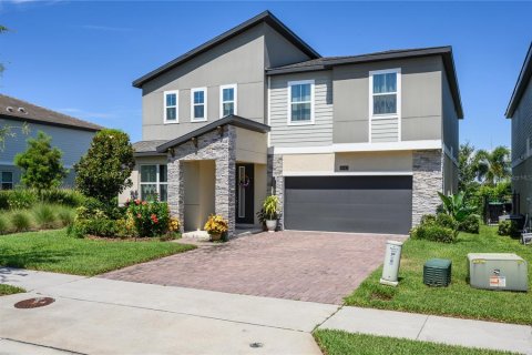 Casa en venta en Orlando, Florida, 5 dormitorios, 328.87 m2 № 1877488 - foto 3