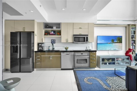 Condominio en venta en Miami, Florida, 1 dormitorio, 88.35 m2 № 1839613 - foto 8