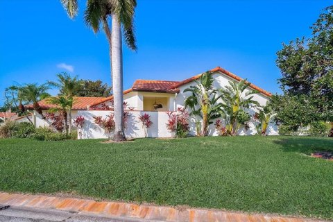 House in Bradenton, Florida 3 bedrooms, 205.96 sq.m. № 228713 - photo 14