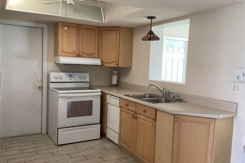 House in North Port, Florida 2 bedrooms, 100.24 sq.m. № 1849798 - photo 9
