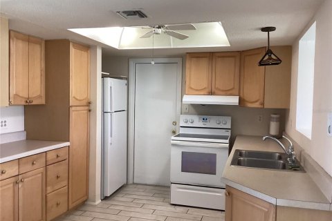 House in North Port, Florida 2 bedrooms, 100.24 sq.m. № 1849798 - photo 8