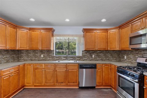 Villa ou maison à vendre à Crystal River, Floride: 3 chambres, 179.02 m2 № 2413946 - photo 8