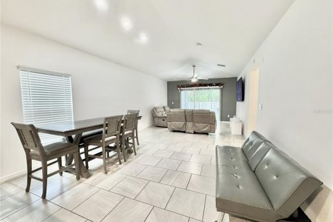 Casa en alquiler en Sanford, Florida, 4 dormitorios, 184.6 m2 № 1835856 - foto 2