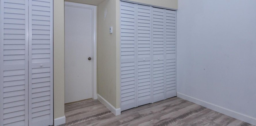 Condominio en Jupiter, Florida, 2 dormitorios № 1162958