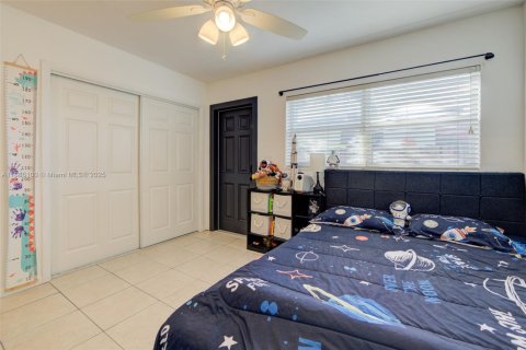 Propiedad comercial en venta en Hollywood, Florida, 144.74 m2 № 1955862 - foto 23