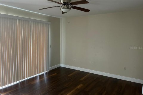 Townhouse in Lakeland, Florida 2 bedrooms, 109.35 sq.m. № 2236668 - photo 11