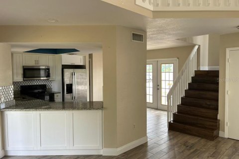 Townhouse in Lakeland, Florida 2 bedrooms, 109.35 sq.m. № 2236668 - photo 3