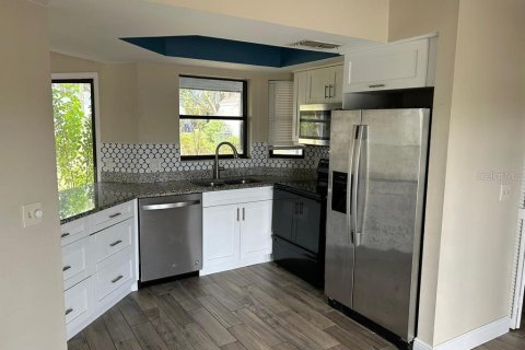 Townhouse in Lakeland, Florida 2 bedrooms, 109.35 sq.m. № 2236668 - photo 5