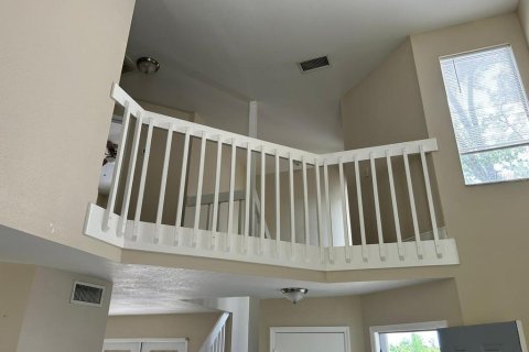 Townhouse in Lakeland, Florida 2 bedrooms, 109.35 sq.m. № 2236668 - photo 4