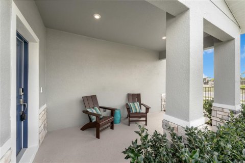 House in Davenport, Florida 4 bedrooms, 214.88 sq.m. № 2101126 - photo 5