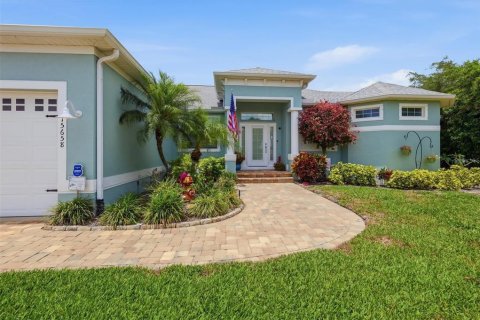 Villa ou maison à vendre à Port Charlotte, Floride: 3 chambres, 167.32 m2 № 2101268 - photo 2
