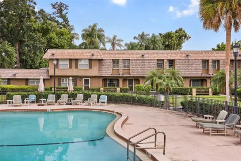 Townhouse in Orlando, Florida 2 bedrooms, 111.48 sq.m. № 2385778 - photo 24