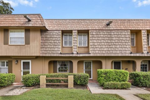 Townhouse in Orlando, Florida 2 bedrooms, 111.48 sq.m. № 2385778