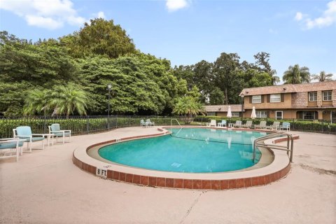 Townhouse in Orlando, Florida 2 bedrooms, 111.48 sq.m. № 2385778 - photo 25