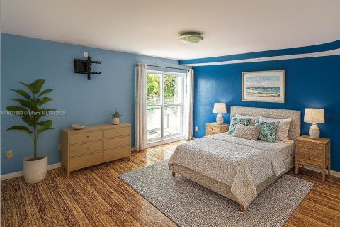 Touwnhouse à vendre à Miami, Floride: 3 chambres, 140.28 m2 № 1809366 - photo 16
