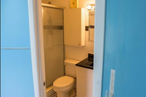 Touwnhouse à vendre à Miami, Floride: 3 chambres, 140.28 m2 № 1809366 - photo 19