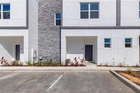 Condo à Davenport, Floride, 5 chambres  № 1866865