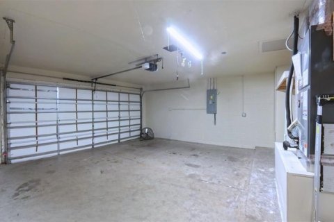 House in Ocala, Florida 3 bedrooms, 126.53 sq.m. № 1912132 - photo 26